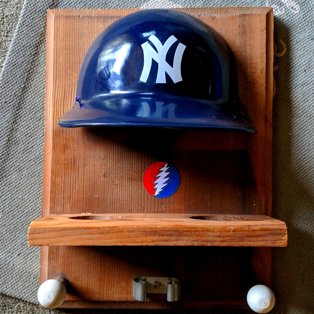 The Grateful Yankee Pool Caddy! NY Yankees/Deadhead Pool Caddy